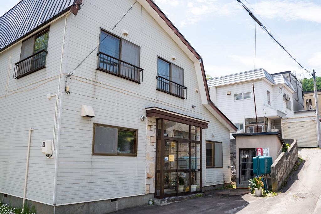 Otaru Guesthouse Harvest Exteriör bild